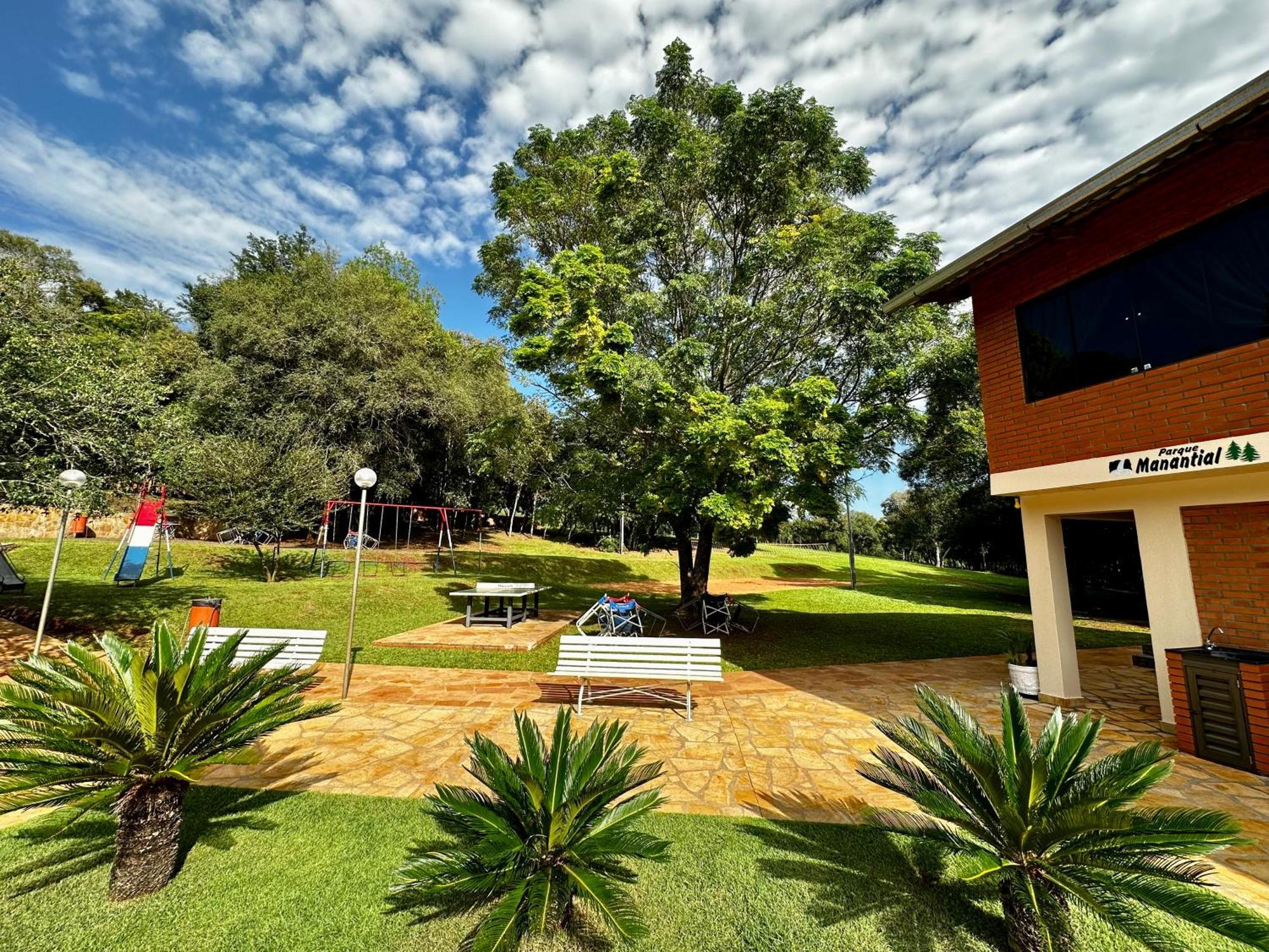 Parque Hotel Manantial Hohenau Εξωτερικό φωτογραφία