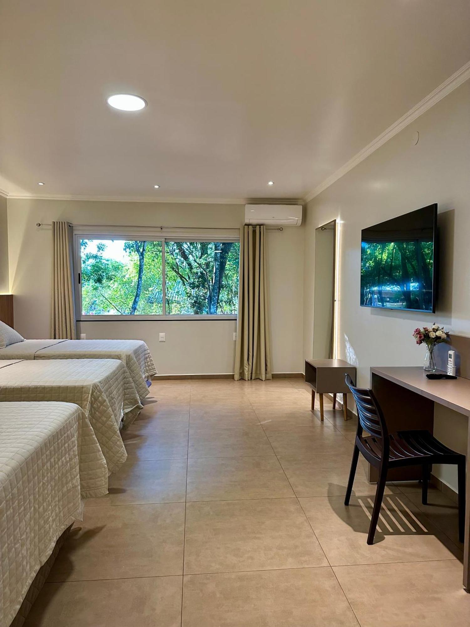 Parque Hotel Manantial Hohenau Εξωτερικό φωτογραφία