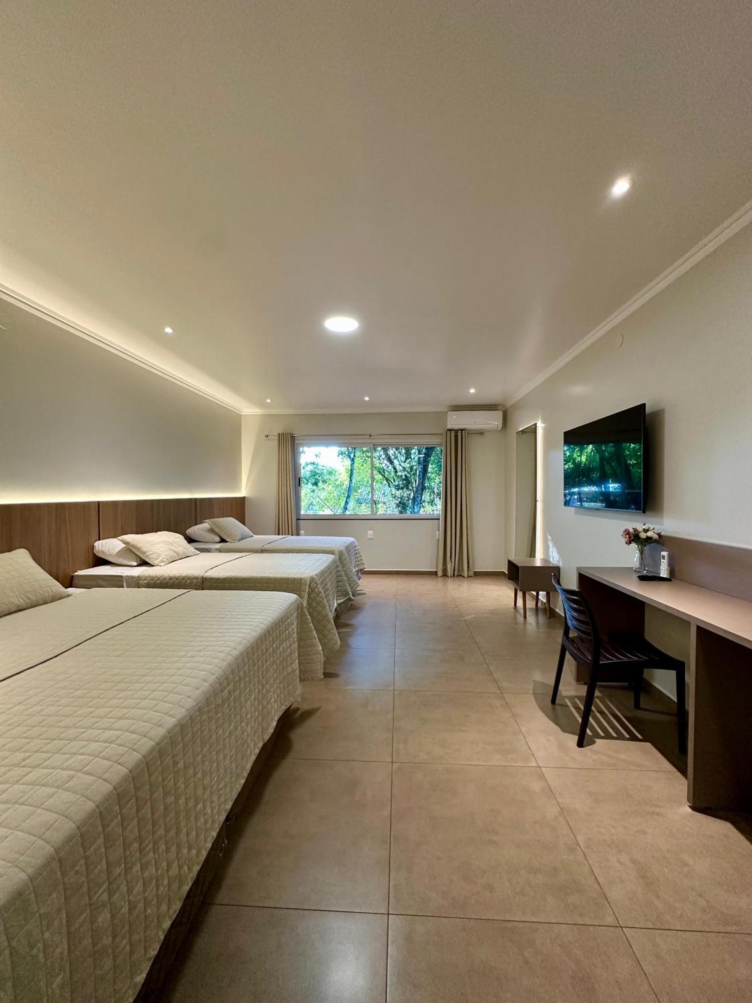 Parque Hotel Manantial Hohenau Εξωτερικό φωτογραφία
